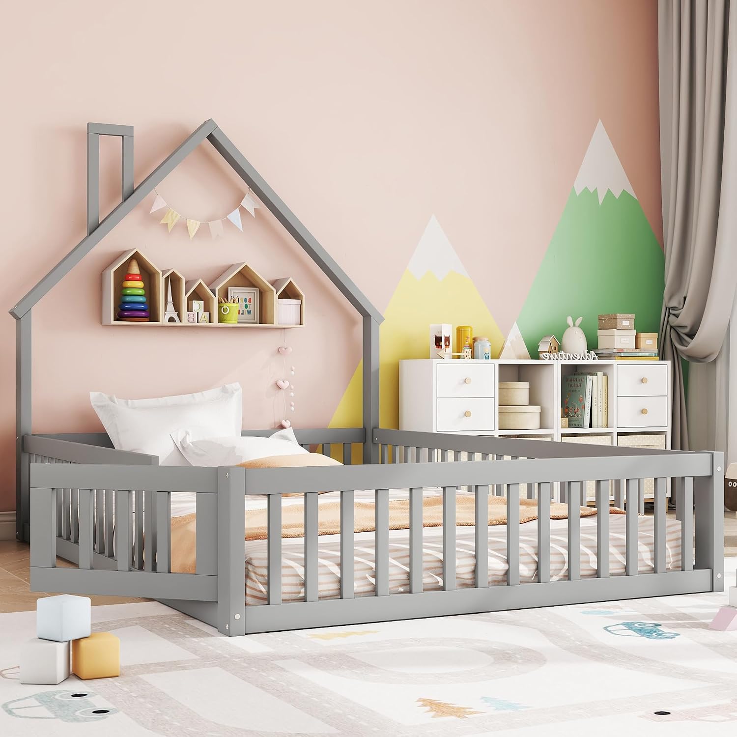 Merax Kinderbett Bodenbett 140 × 200 cm Hausbett mit Rausfallschutz & Lattenrost, Ohne Matratze, Grau, Schornsteinform, Öffnbarem Zaun, Jugendbett